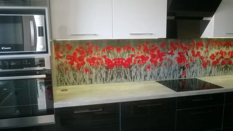 Fartuch kuchenny ze szkła z grafiką czerwonych maków